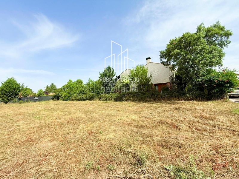 Foto 143648cd-6a93-42a4-a10d-c5d9f5ed95ac. Residential plot in Villamayor