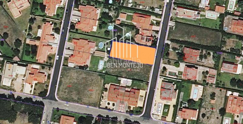 Foto 3022e202-0122-4e66-94a8-b3d460fdc763. Residential plot in Villamayor