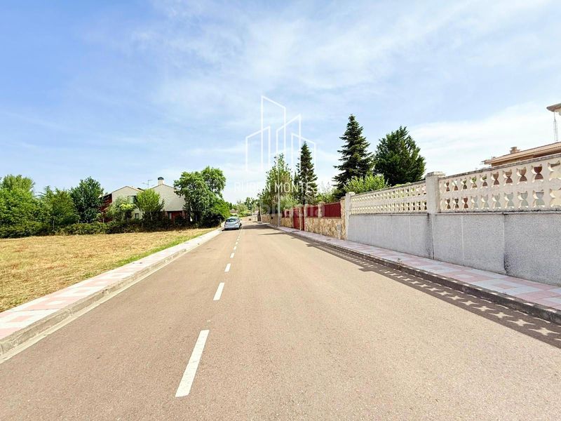 Foto 8a6b8049-2231-4901-8056-538c490e3291. Residential plot in Villamayor