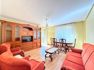 Lloguer Pis  Asturias. Amplia y cuidada vivienda en alquiler para estudiantes