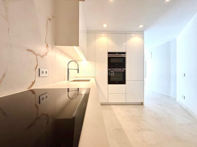 Foto a8a52aa4-43b8-4105-8341-bd9cefcf5fb7. Maison avec chauffage parking piscine dans Playa Poniente Benidorm