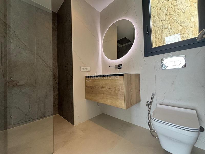 Foto ce030904-5200-4646-a182-417f5ce72cd3. Maison avec chauffage parking piscine dans Playa Poniente Benidorm