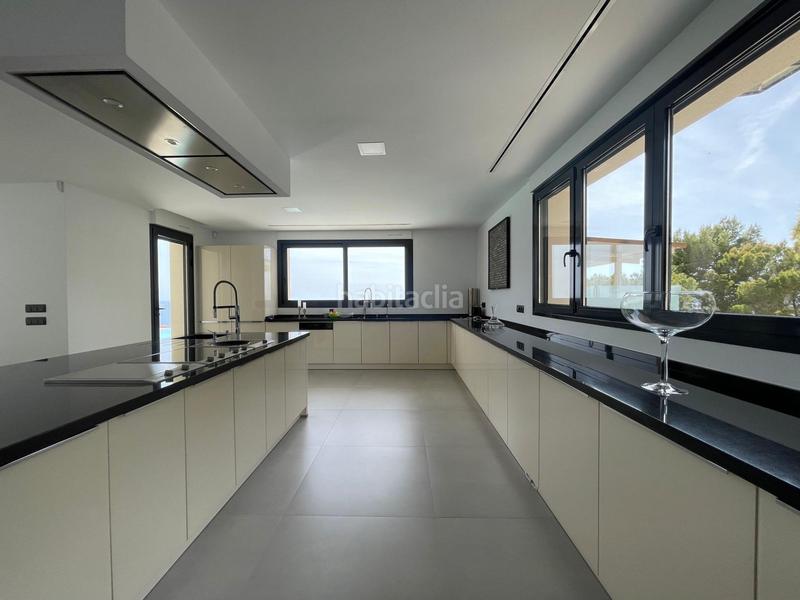 Foto 1b69a006-fc88-4bbf-8cf7-254e03a6863c. Chalet mit heizung parking pool in Altea la vella Altea