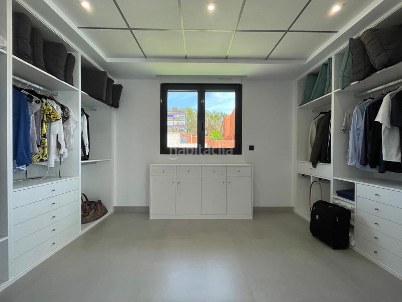 Foto 65d0a588-3eab-47ca-b63a-a82e50b21355. Chalet mit heizung parking pool in Altea la vella Altea