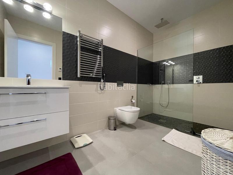 Foto 9c94dcca-2878-4943-a4a3-cdc6c975a46d. Chalet mit heizung parking pool in Altea la vella Altea