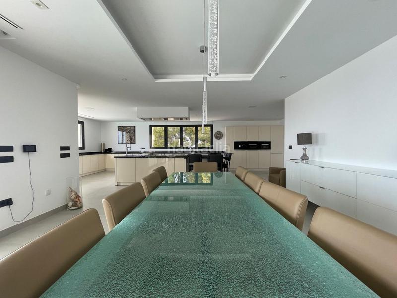 Foto a773f34f-0d5a-49e3-a2d6-4c8464aef37a. Chalet mit heizung parking pool in Altea la vella Altea