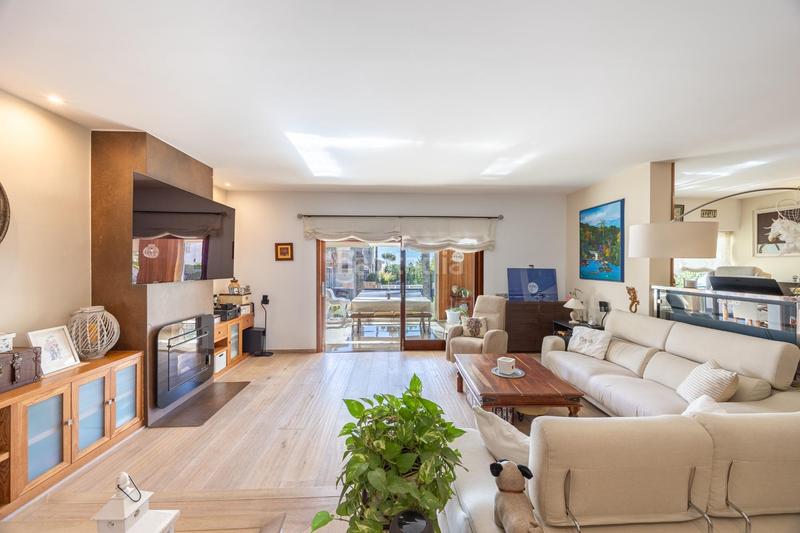 Foto 7796c48f-b04b-4499-abc2-a3c611fa7baf. Chalet  de lujo en la exclusiva urbanización coblanca en Benidorm