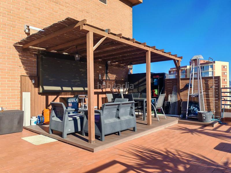 Foto 6e8239ad-73b0-4381-8f6e-1370346f2d2a. Àtic amb calefacció aparcament piscina a Rincón Alto Benidorm