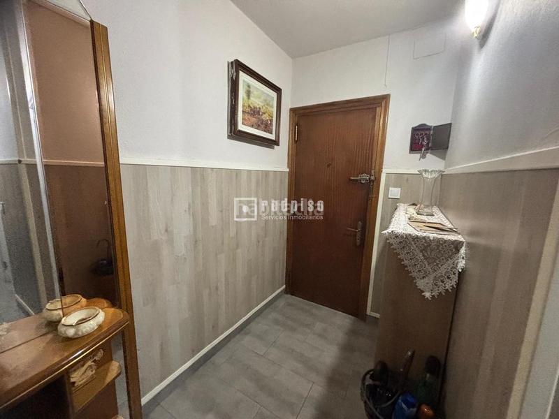 Foto 5934ac1f-b4e9-428b-840e-4fa5c7209ede. Piso oportunidad en el corazón en Centro Móstoles