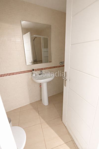 Foto cfe6209b-8bbe-4fc0-84b5-ab027ec99778. Pis a calle de arafo 28 a Centro Güímar