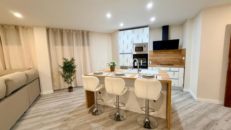 Foto 13f3ee58-b6d2-4e41-bd6b-505e38e3cf06. Pis amb piscina a Los Cristianos Arona