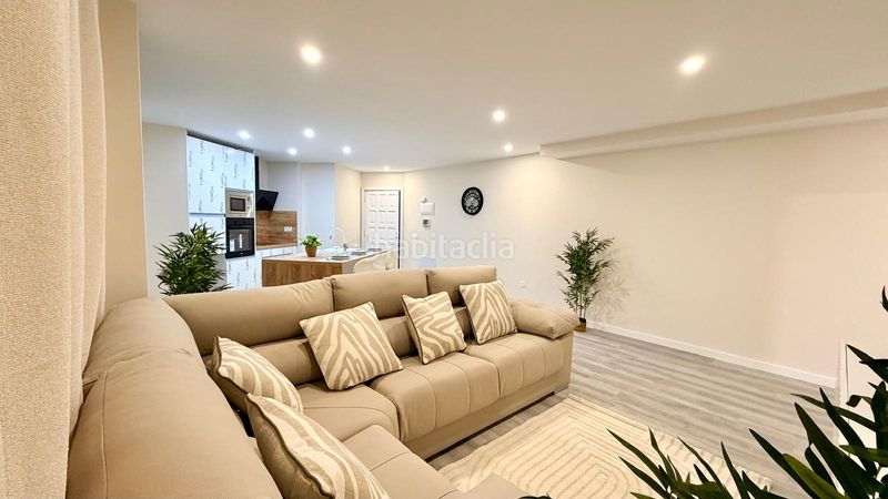 Foto eb1b835e-33c0-4a5b-856f-325e32a1a373. Pis amb piscina a Los Cristianos Arona