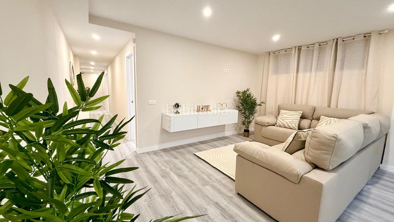 Foto f3bdbd9a-89d5-4941-93a1-d02358a122bf. Pis amb piscina a Los Cristianos Arona