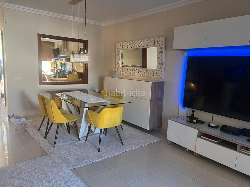 Foto 3bd29555-6f46-487d-997d-0c2f0a04ec9d. Casa adossada amb aparcament piscina a Los Cristianos Arona