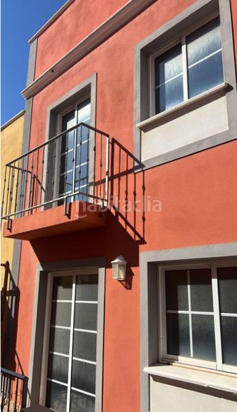 Foto 21b48c82-1385-43cb-8e8b-81df4e337b04. Casa adossada amb aparcament a Centro Güímar