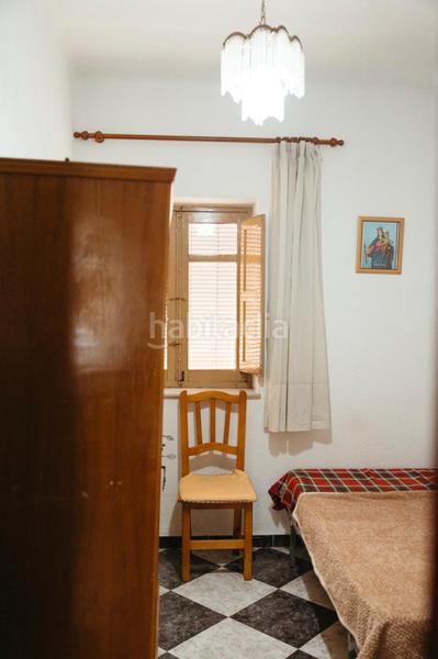 Foto 5f033f0e-0dfc-4f21-987e-27e41854c45e. Piso venta piso en calle poeta paco aquino en Oliveros - Altamira Almería