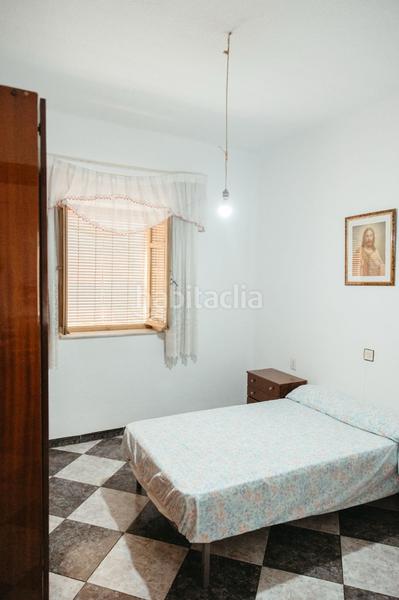 Foto 965e434c-610e-4be1-8fde-4abb99707197. Piso venta piso en calle poeta paco aquino en Oliveros - Altamira Almería