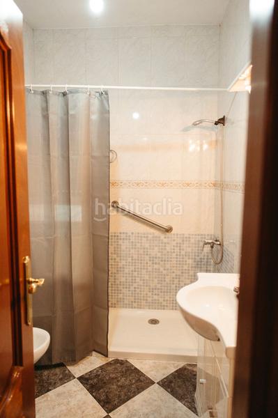 Foto dbe9df03-6cb4-46c4-a6b4-17dabf6c9f7e. Piso venta piso en calle poeta paco aquino en Oliveros - Altamira Almería