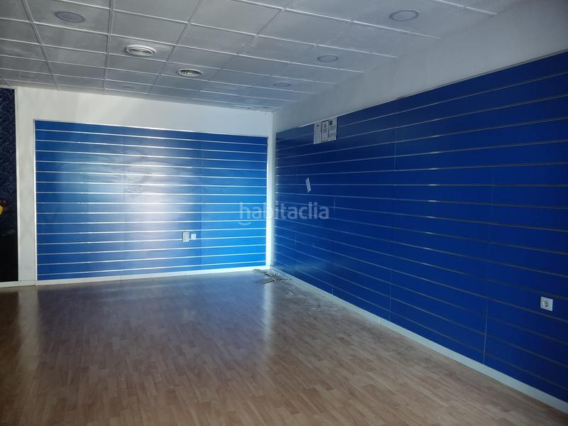 Foto cccc4aaf-41f2-45a0-b576-c09b0fd6a85a. Location local commercial dans arabial 86 dans Camino de Ronda Granada