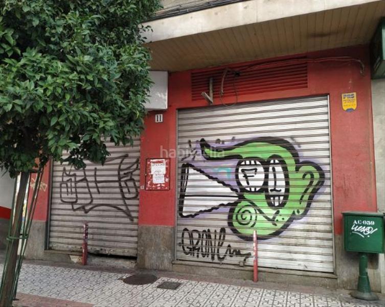 Foto 118d7e42-e348-4650-9d10-7e6955fb1abd. Affitto locale commerciale in calle méndez núñez 7-9 in Granada