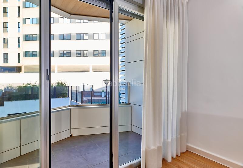 Foto 543ab7b8-b84b-46b4-bce0-2b7aed878384. Rent flat in arabial 77 in Camino de Ronda Granada