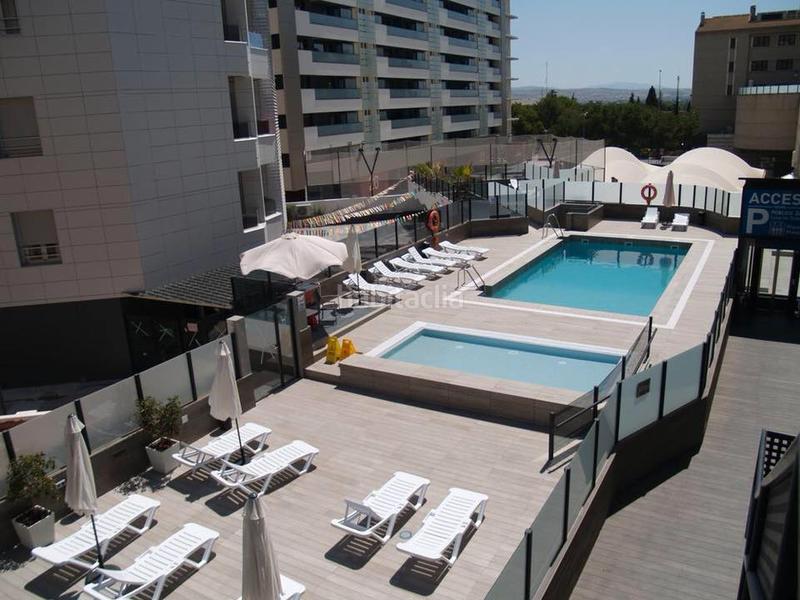 Foto c5b1ee33-6464-45ef-814c-fe107a73dc3f. Rent flat in arabial 77 in Camino de Ronda Granada