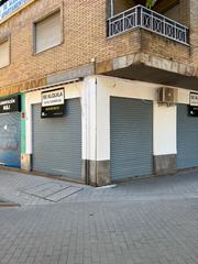Local Comercial en Calle Pérez Galdós 3