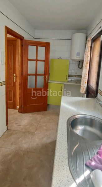 Foto a40eb9dc-aa95-4740-99ef-e94af8532c59. Casa adossada a La Soledad Chiclana de la Frontera