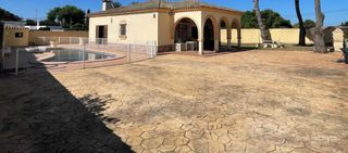 Chalet in Pelagatos - Pago del Humo. Chalet con piscina.