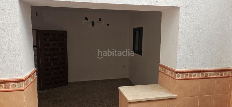 Foto 6fd778d9-9c1f-49d6-87b5-d0748b688690. Casa amb xemeneia calefacció aparcament a La Banda - Campo de Fútbol Chiclana de la Frontera