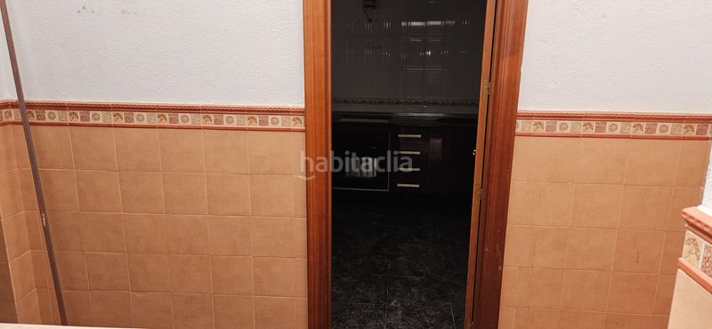 Foto e0423ee6-02d3-4624-a233-74897aa7dee0. Casa amb xemeneia calefacció aparcament a La Banda - Campo de Fútbol Chiclana de la Frontera