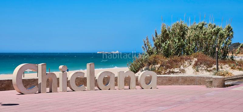 Foto 0510bd33-e217-481a-96fb-163760d3d8c6. Xalet amb xemeneia calefacció a La Barrosa Chiclana de la Frontera