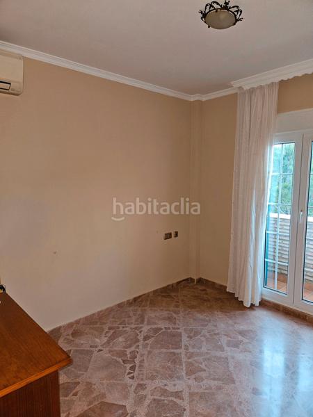 Foto 8b6d9ec3-8693-4151-8389-9e1362bb8230. Xalet amb xemeneia calefacció a La Barrosa Chiclana de la Frontera