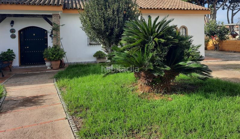 Foto 5be63ee3-1550-48cb-a02d-1a7c1d210453. Chalet con camino riscaldamento parcheggio piscina in Chiclana de la Frontera
