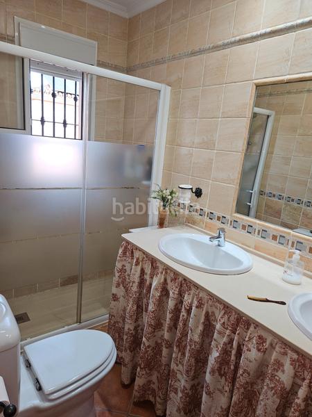 Foto 01b2587f-2f1e-4366-a782-b3d70bebadea. Chalet  urbano en Los Gallos Chiclana de la Frontera