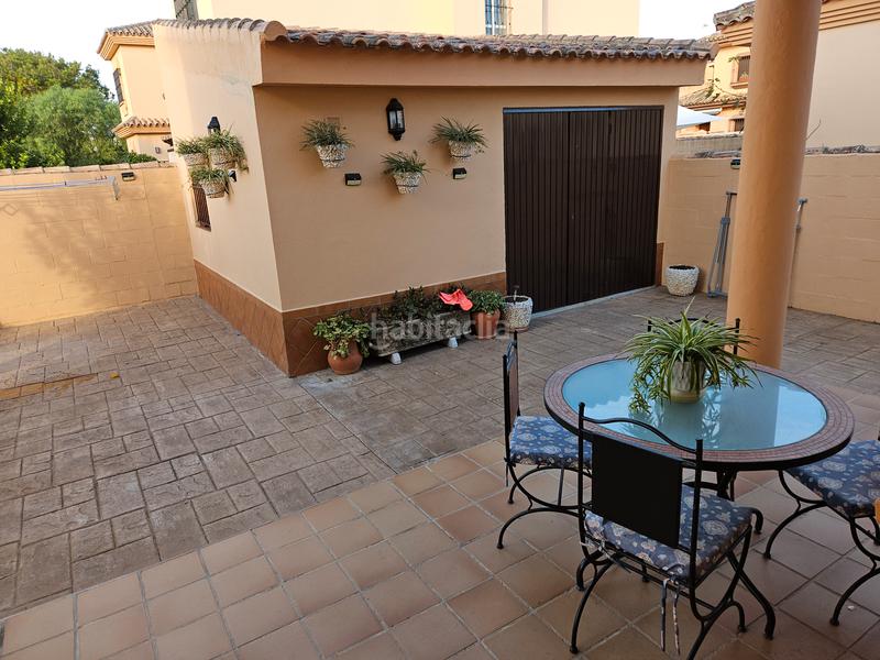 Foto 5514a56e-3983-4fdb-9dc3-9622468e89d6. Chalet  urbano en Los Gallos Chiclana de la Frontera