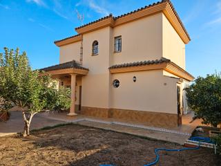 Chalet en Los Gallos. Chalet urbano