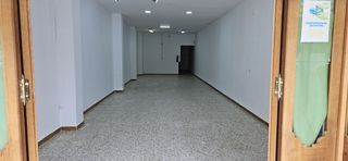 Local Comercial en N�cleo urbano. Local en buen sitio.