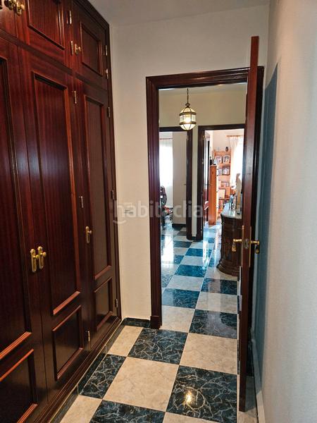 Foto 1da86f6e-3b20-4173-8531-3e416d5acb2e. Chalet avec cheminée chauffage parking dans Los Gallos Chiclana de la Frontera