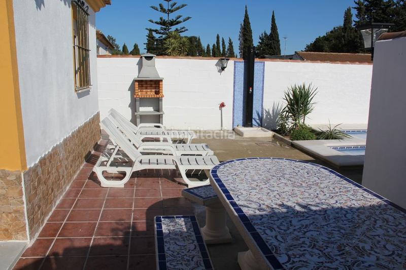 Foto 0a5cd982-782c-4b74-84ac-f80a6c267e3c. Chalet chalercito con piscina. en Los Franceses - La Vega Chiclana de la Frontera