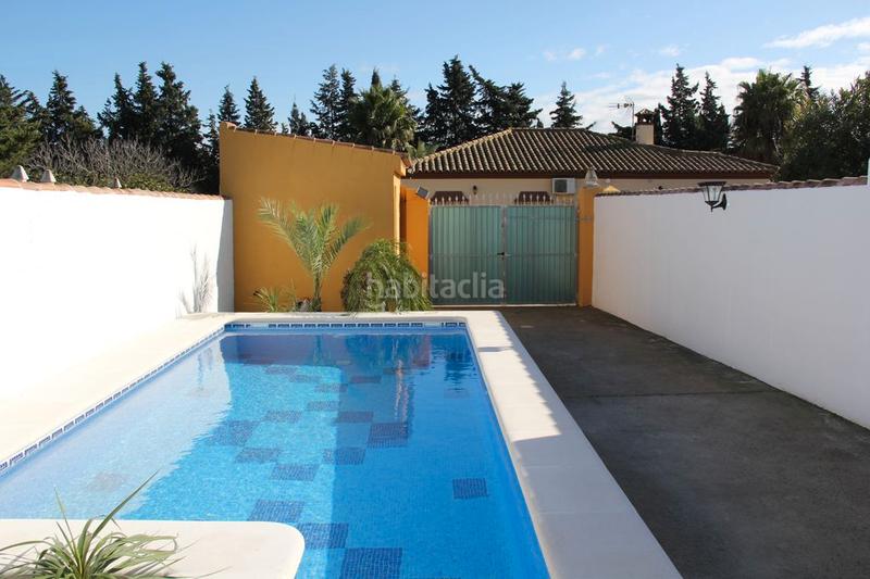 Foto ac2b4098-8923-487e-90e6-69476fb01849. Chalet chalercito con piscina. en Los Franceses - La Vega Chiclana de la Frontera