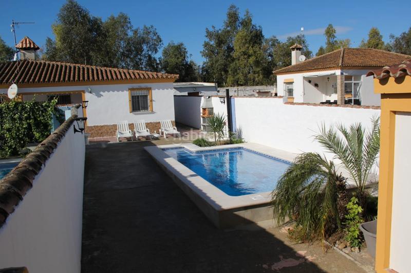 Foto d32a4100-1d57-4707-9770-a04469ee6099. Chalet chalercito con piscina. en Los Franceses - La Vega Chiclana de la Frontera