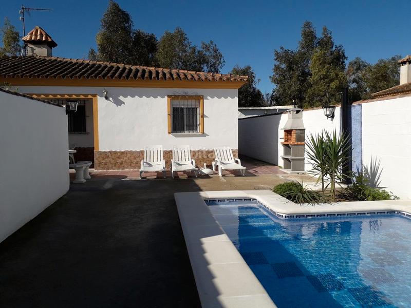 Foto df0e1037-1391-475f-a1a8-bd98179b3563. Chalet chalercito con piscina. en Los Franceses - La Vega Chiclana de la Frontera