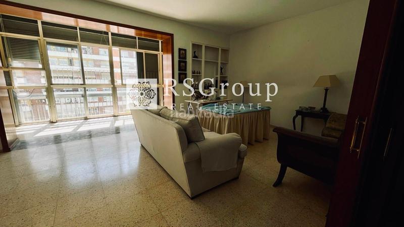 Foto f80cef14-49bd-4ee5-9ad3-026ce31044b9. Piso magnífico piso en venta en la república de argentina, ! en Sevilla