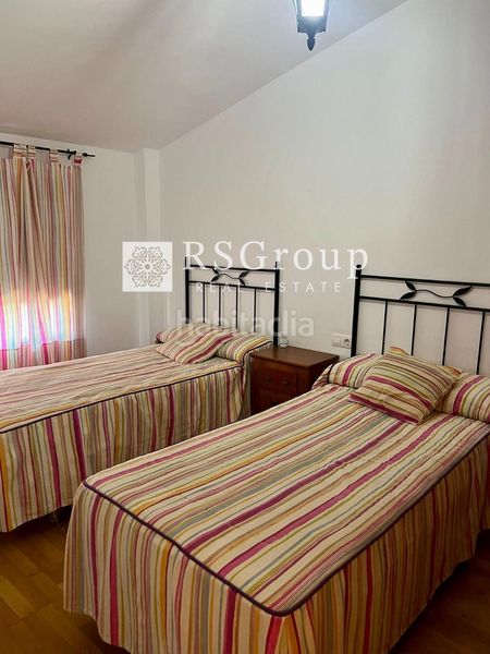 Foto 42cdf98a-6437-41a4-973c-93de7a80a9b2. Xalet amb aparcament piscina a Real de la Jara (El)