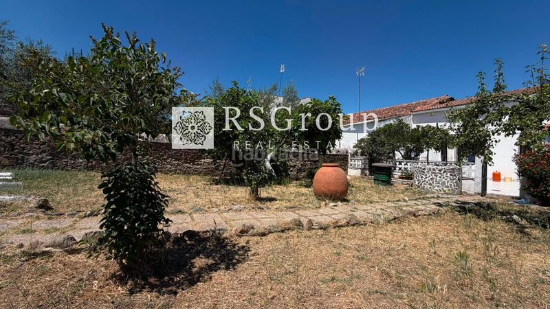 Foto d71b48bb-e2f1-4776-9e66-4e646c5d612e. Casa amb aparcament a Santa Olalla del Cala