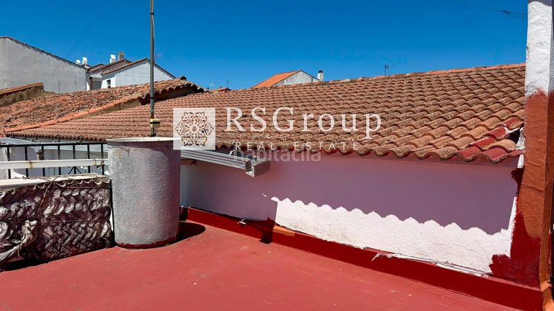 Foto fb8d5dfe-6a78-4dd1-982c-0f5ee8b7d95c. Casa amb aparcament a Santa Olalla del Cala