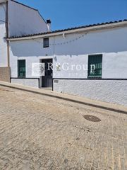 Haus  Libertad. Vivienda en pleno centro de el real de la jara  120.000