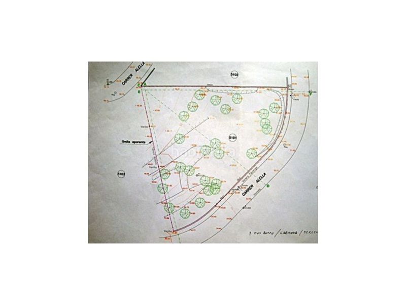 Foto f8c1e8be-b31a-419e-95ab-36c76372fc1a. Terreny residencial a Lloret Verd - Els Pinars Lloret de Mar