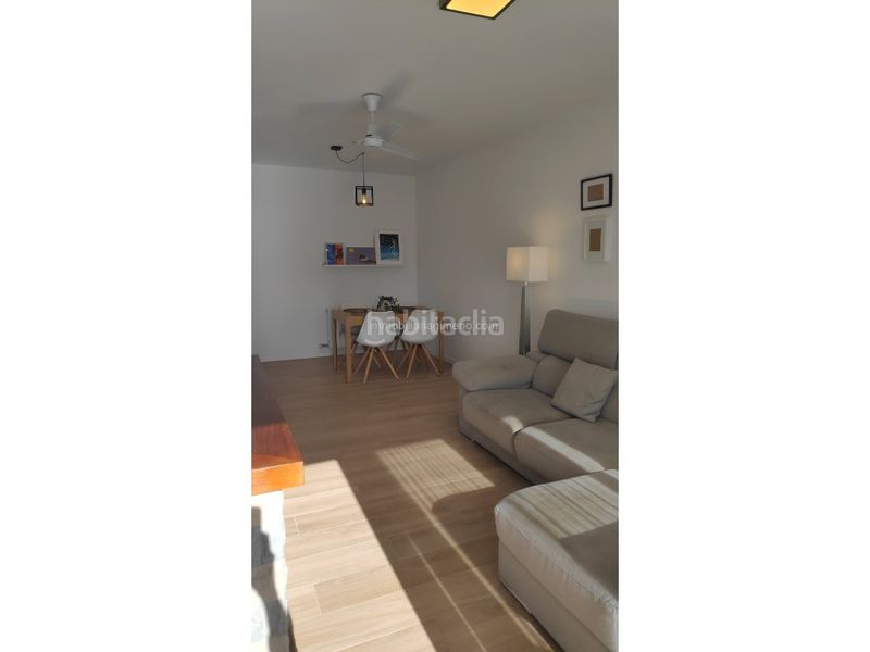 Foto eb5b72b9-734c-42d1-8726-a02583ab3c5a. Casa adossada amb aparcament piscina a Mas Romeu Lloret de Mar